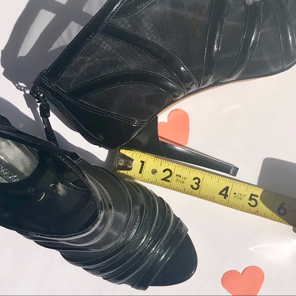 BCBGMAXAZRIA Black Mesh Open Toe Booties! - Picture 4 of 8